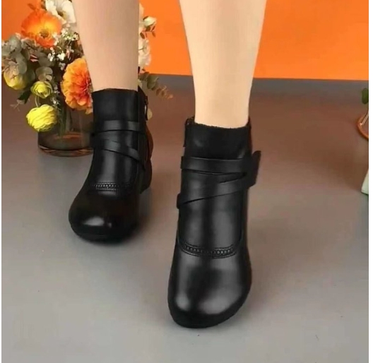 Short boots, women's thick heel, round head zipper, versatile leather boots, soft sole, soft surface