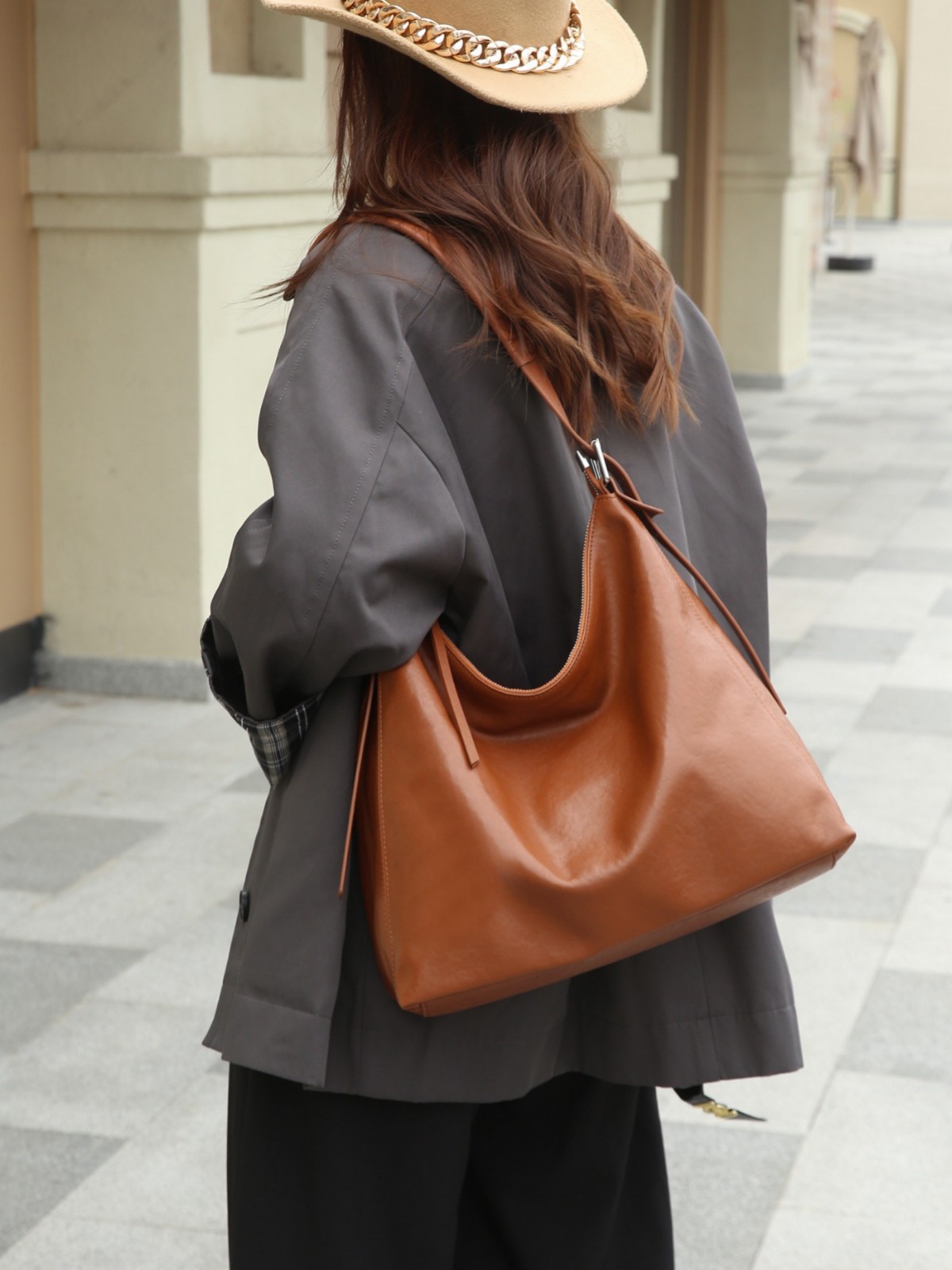 Women's Soft Brown Leather Shoulder Tote Bag
