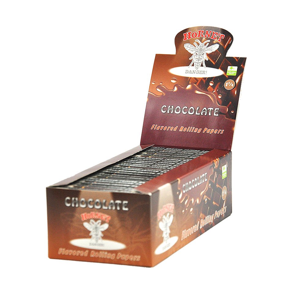 Hornet Chocolate Flavored Rolling Paper Box of 50 Booklets/2500 sheets