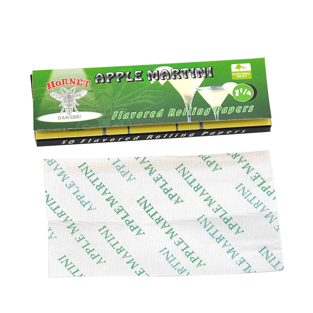 Hornet Apple Martini Flavored Rolling Paper Box of 50 Booklets/2500 sheets