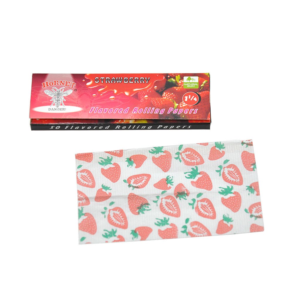 Hornet Strawberry Flavor Rolling Paper 5 Booklets