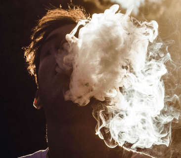 Glass Bong 101: The Ultimate Beginner's Guide To Bongs