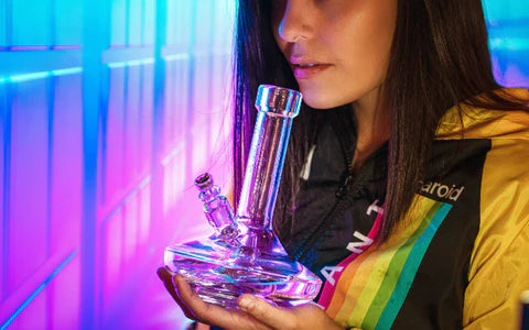 The Timeless Appeal of Glass Dab Rigs for Cannabis Concentrates in 2023