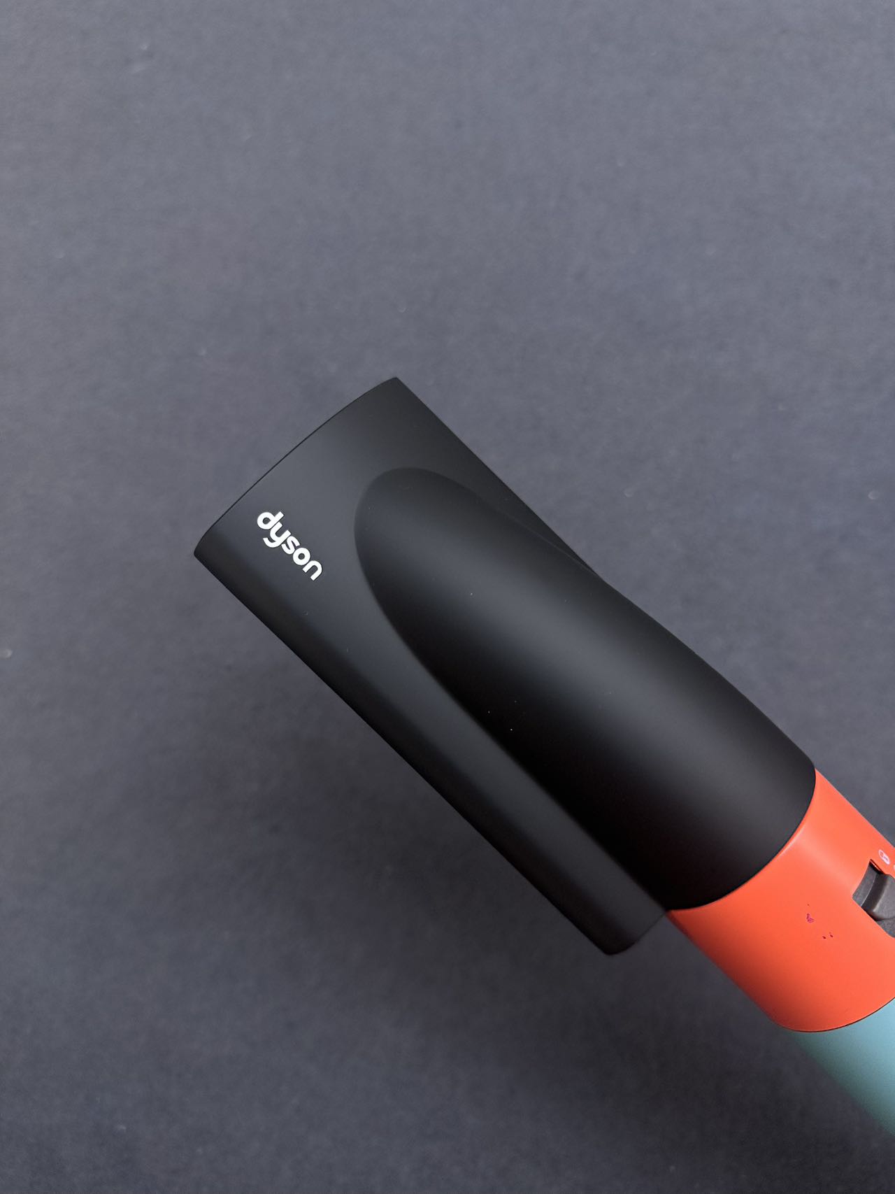 Electronic hair straightening comb HS08