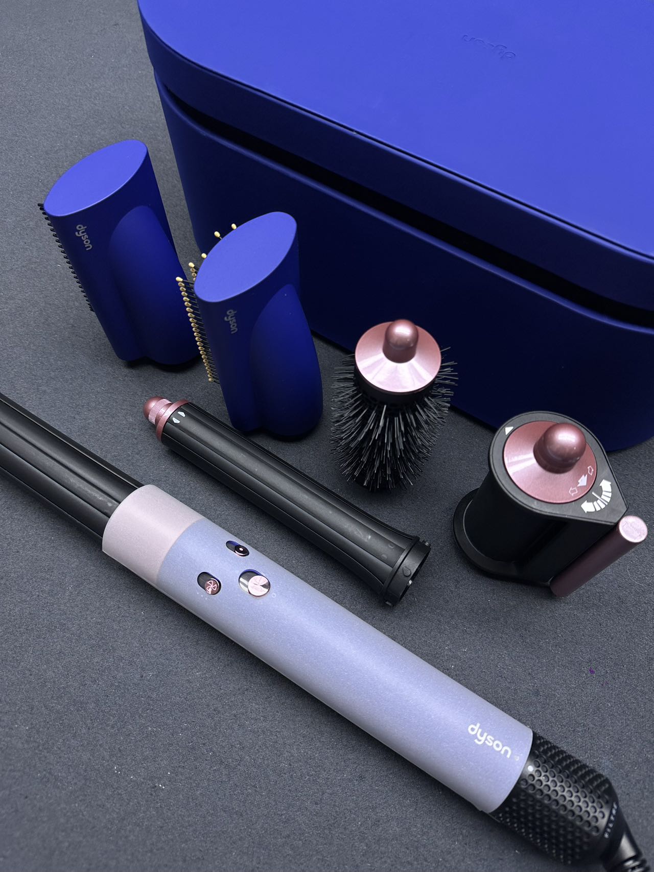 Electronic hair straightening comb HS05