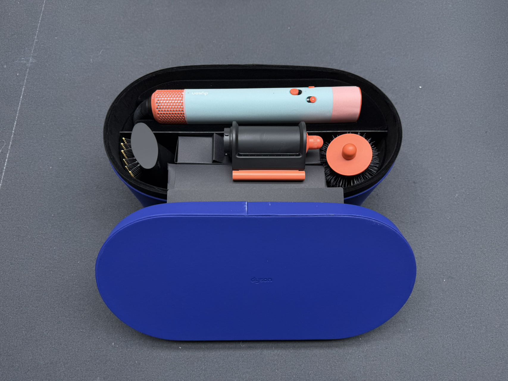 Electronic hair straightening comb HS08