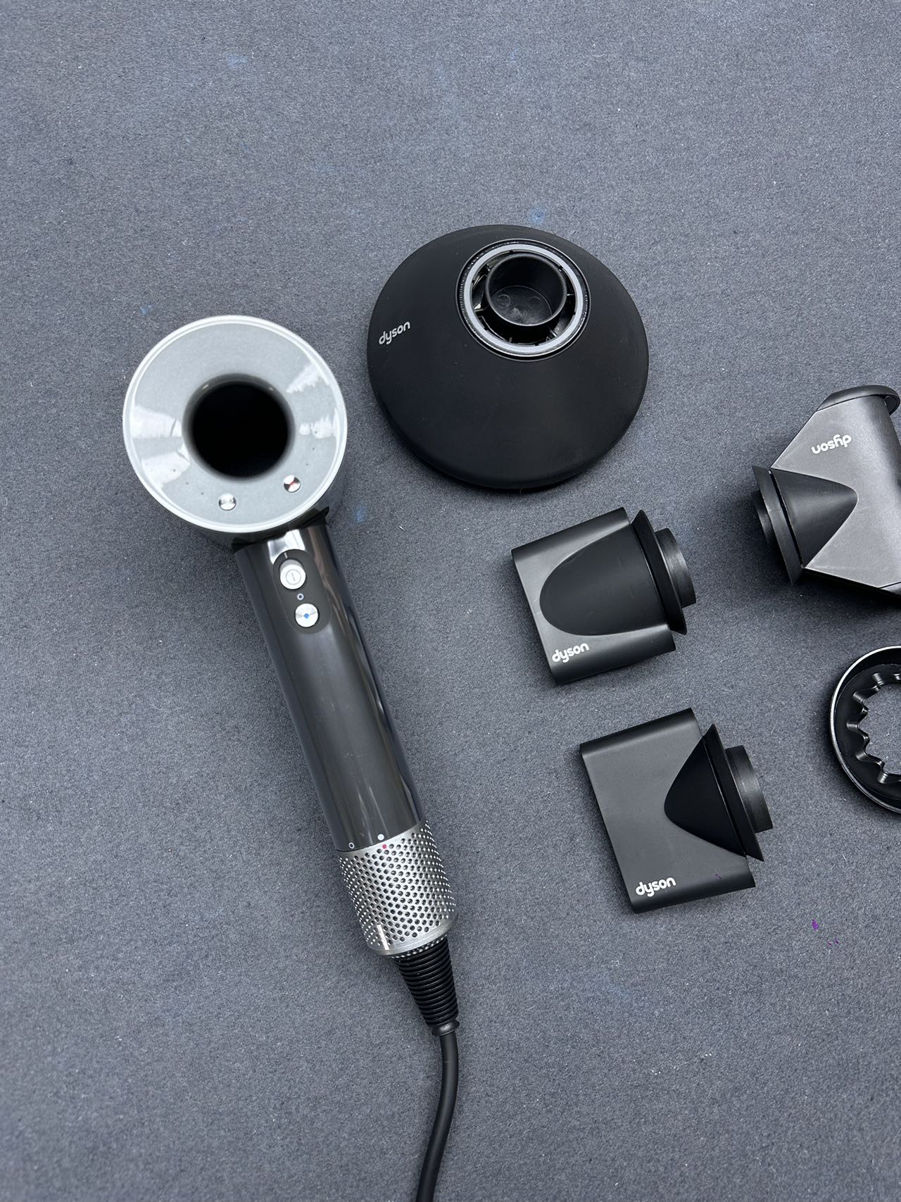 Electronic hair straightening comb HD08