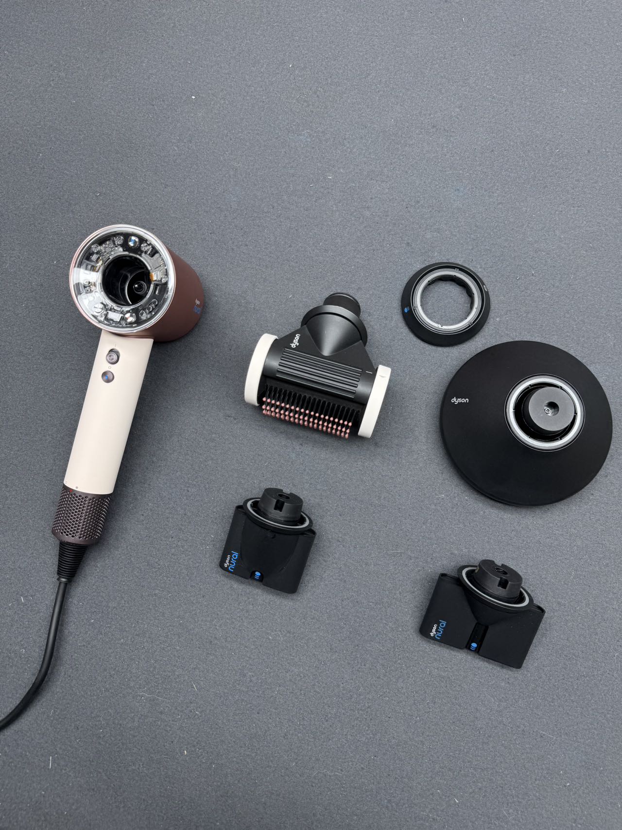 Electronic hair straightening comb HD16