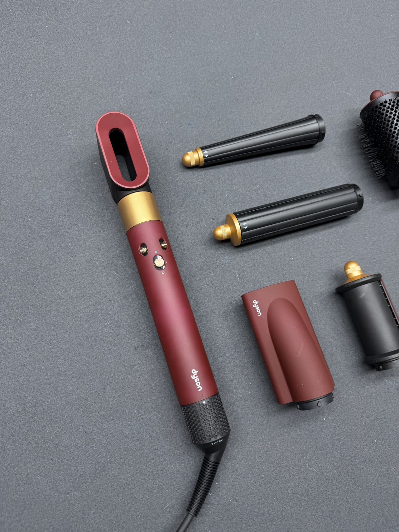 Electronic hair straightening comb HS08