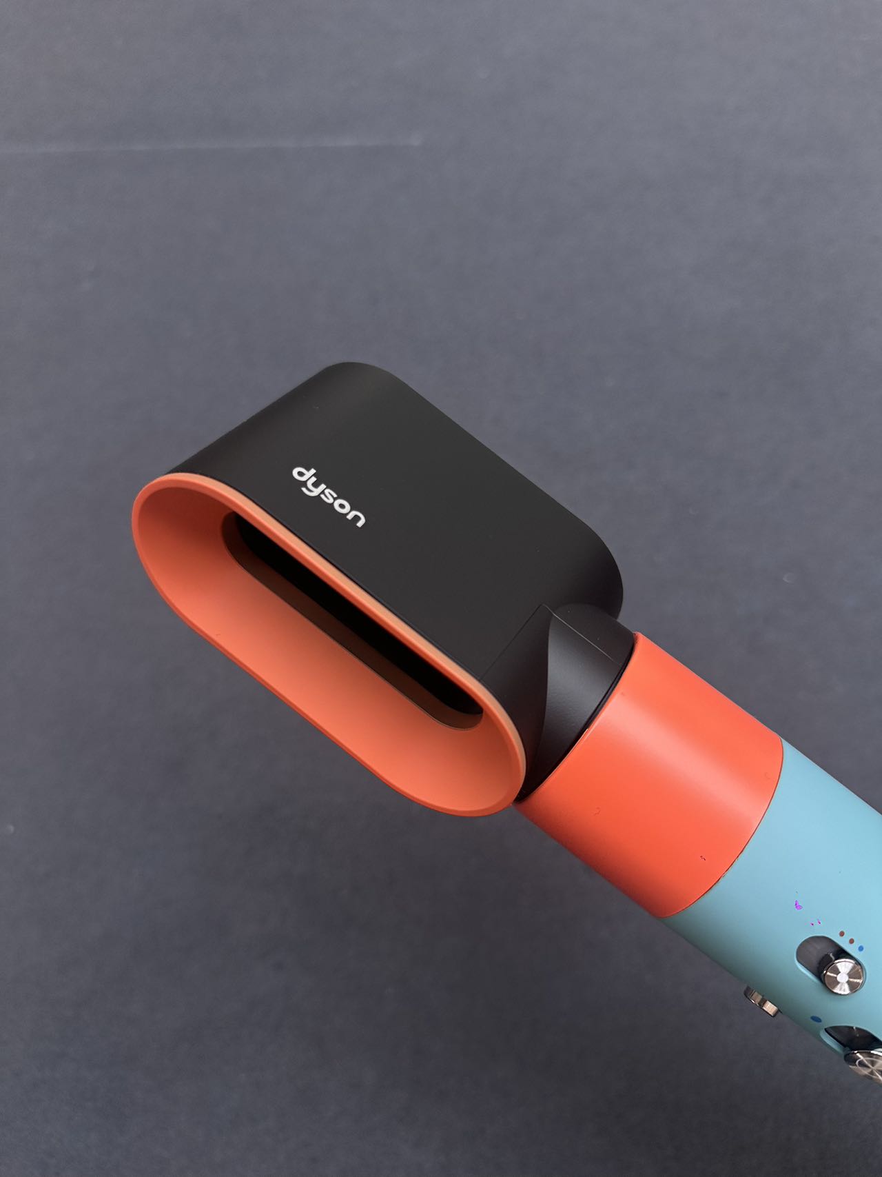 Electronic hair straightening comb HS08