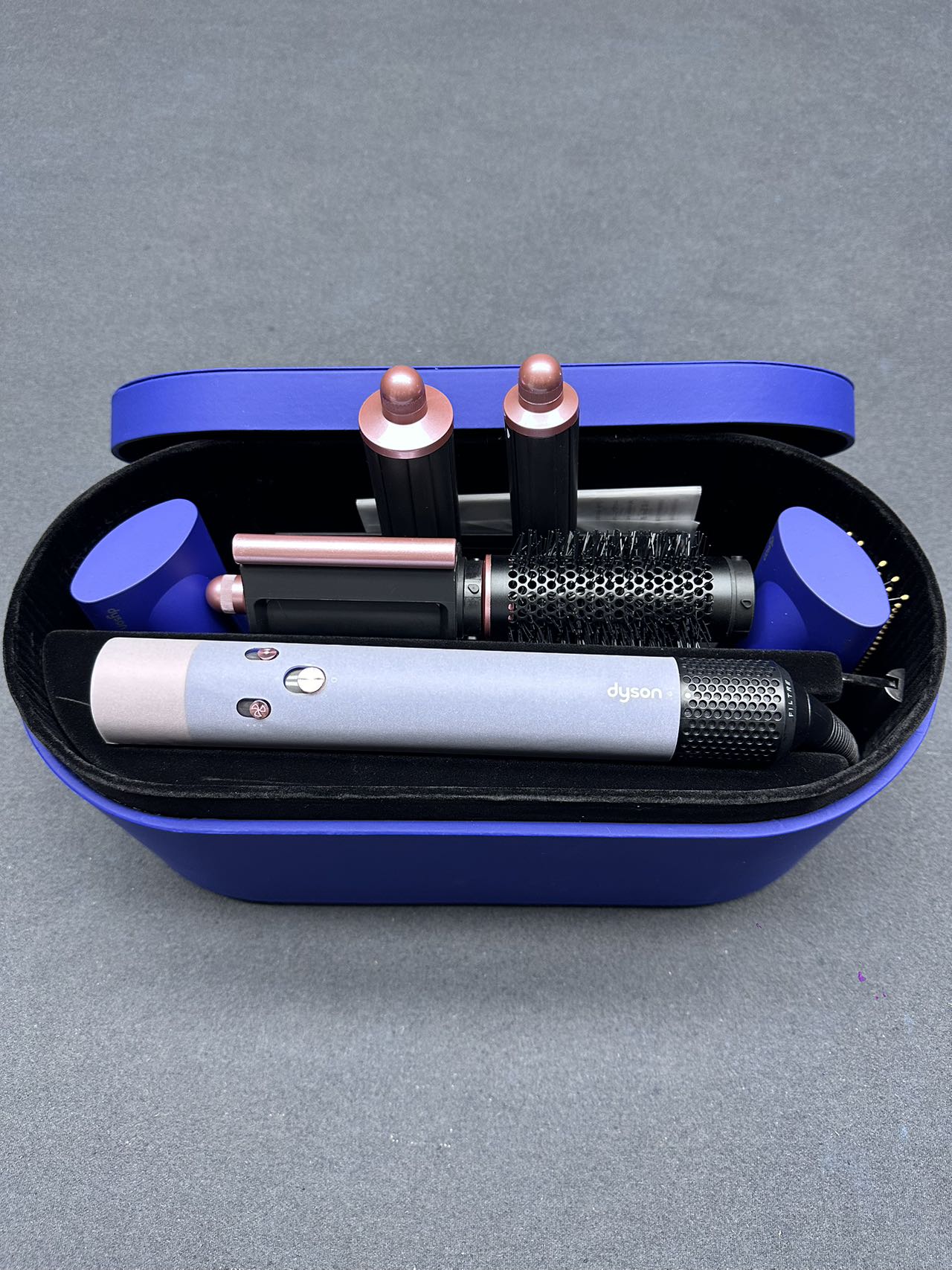 Electronic hair straightening comb HS05