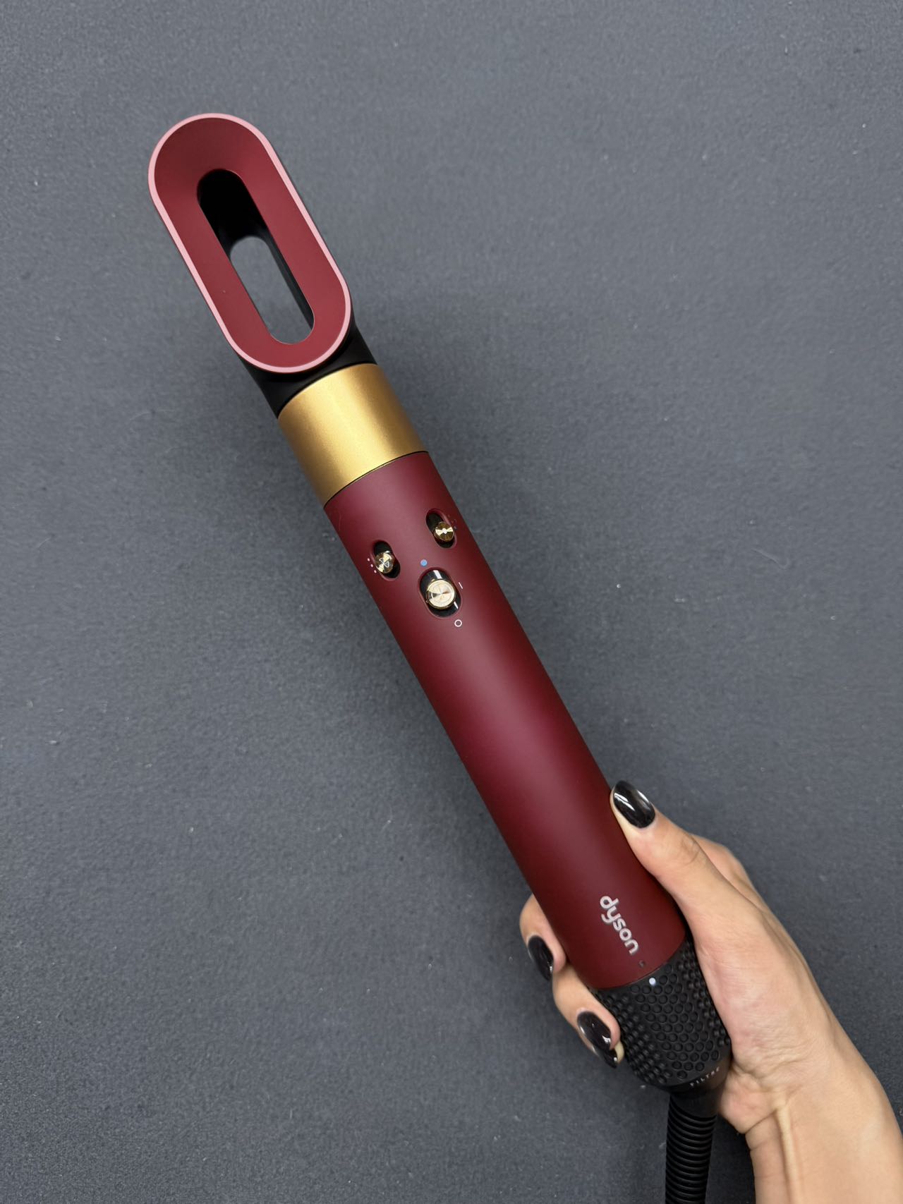 Electronic hair straightening comb HS08