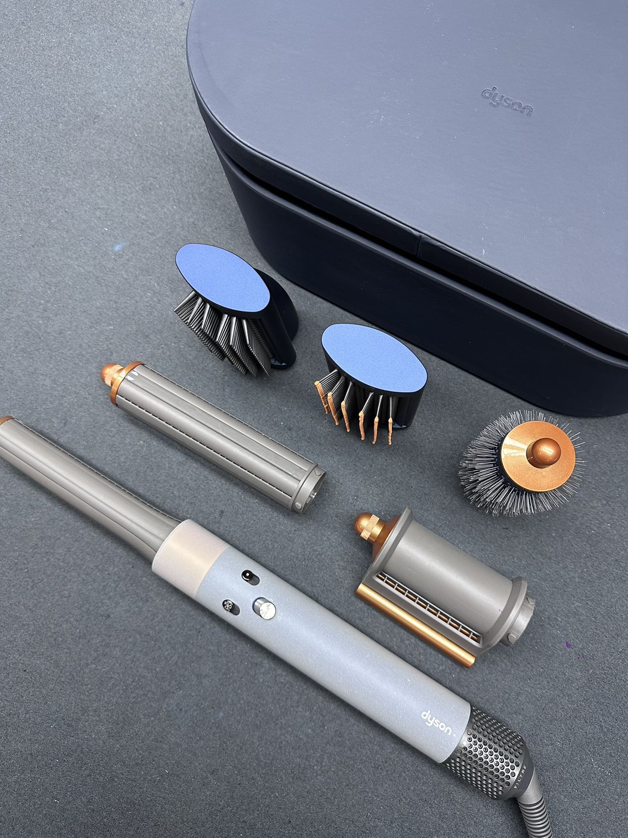 Electronic hair straightening comb HS05