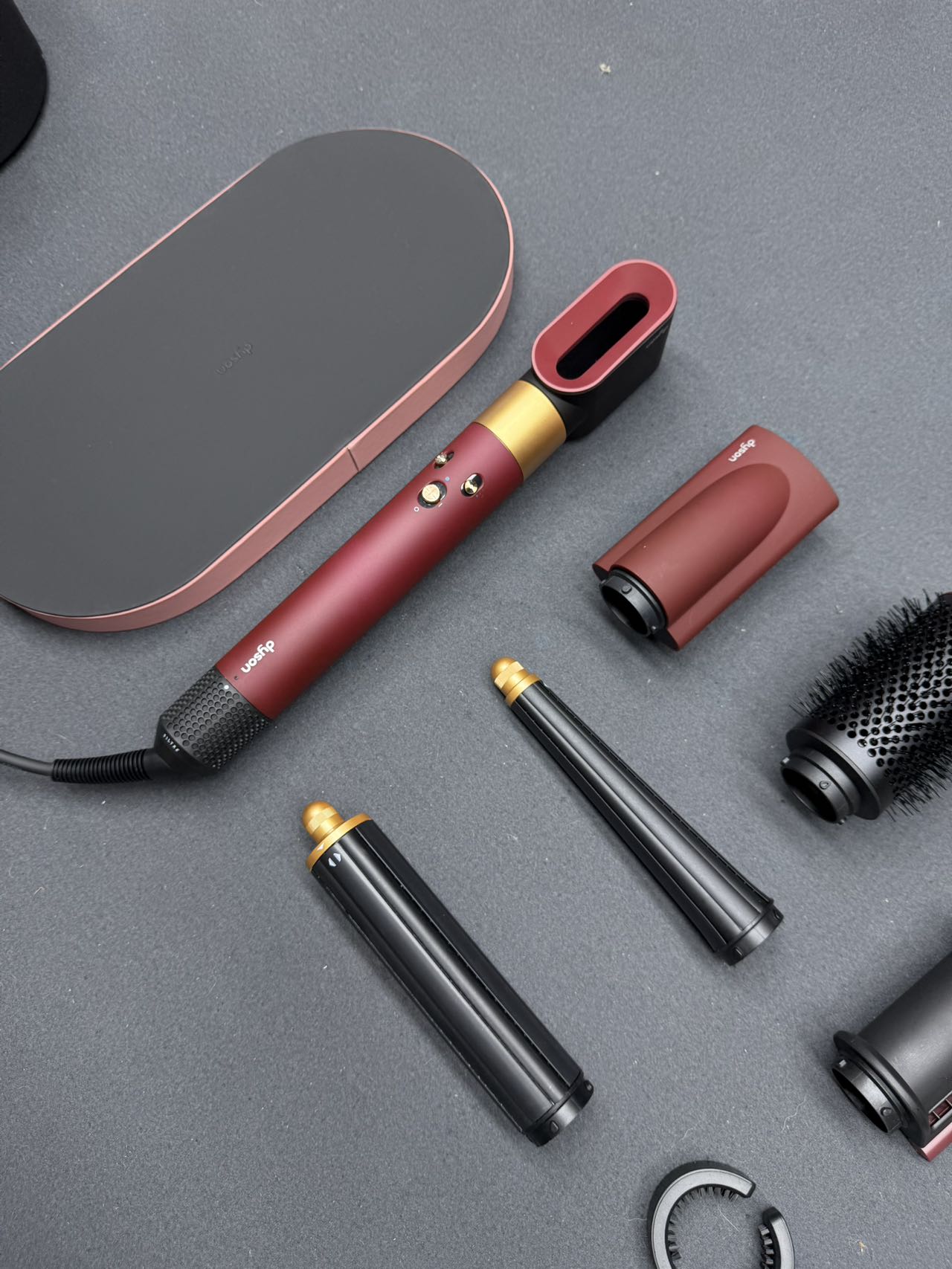 Electronic hair straightening comb HS08