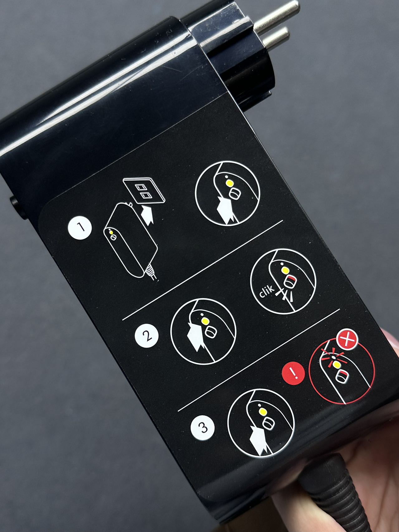 HT01 Airstrait Straightener