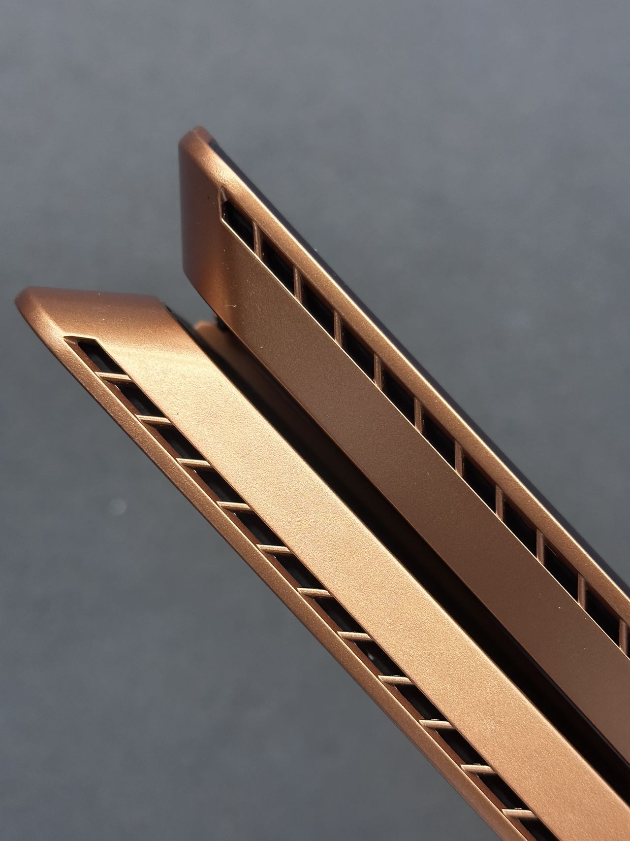 HT01 Airstrait Straightener