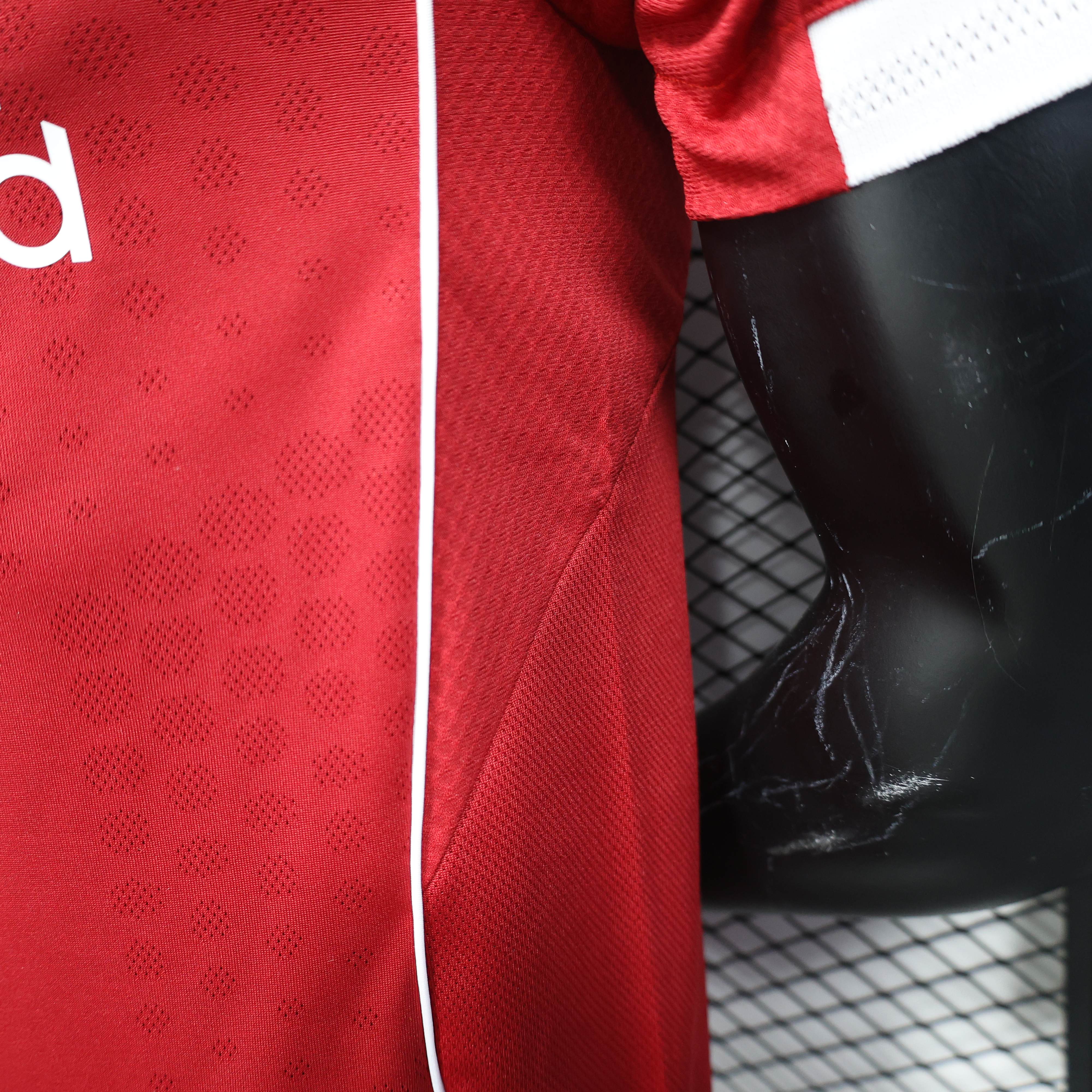 Liverpool Home Shirt Men's Football Jersey Player Version 25-26