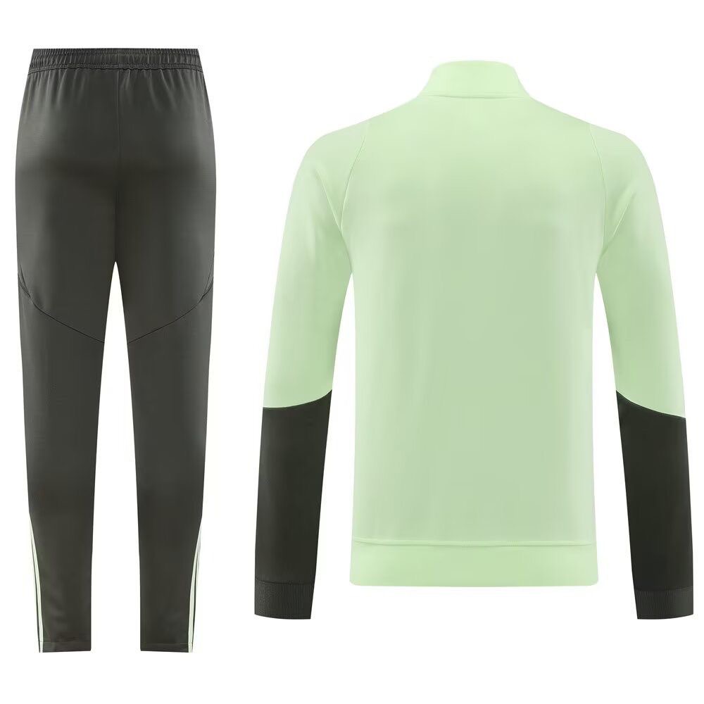 Real Madrid 2025/26 training jersey with zipper and embroidery