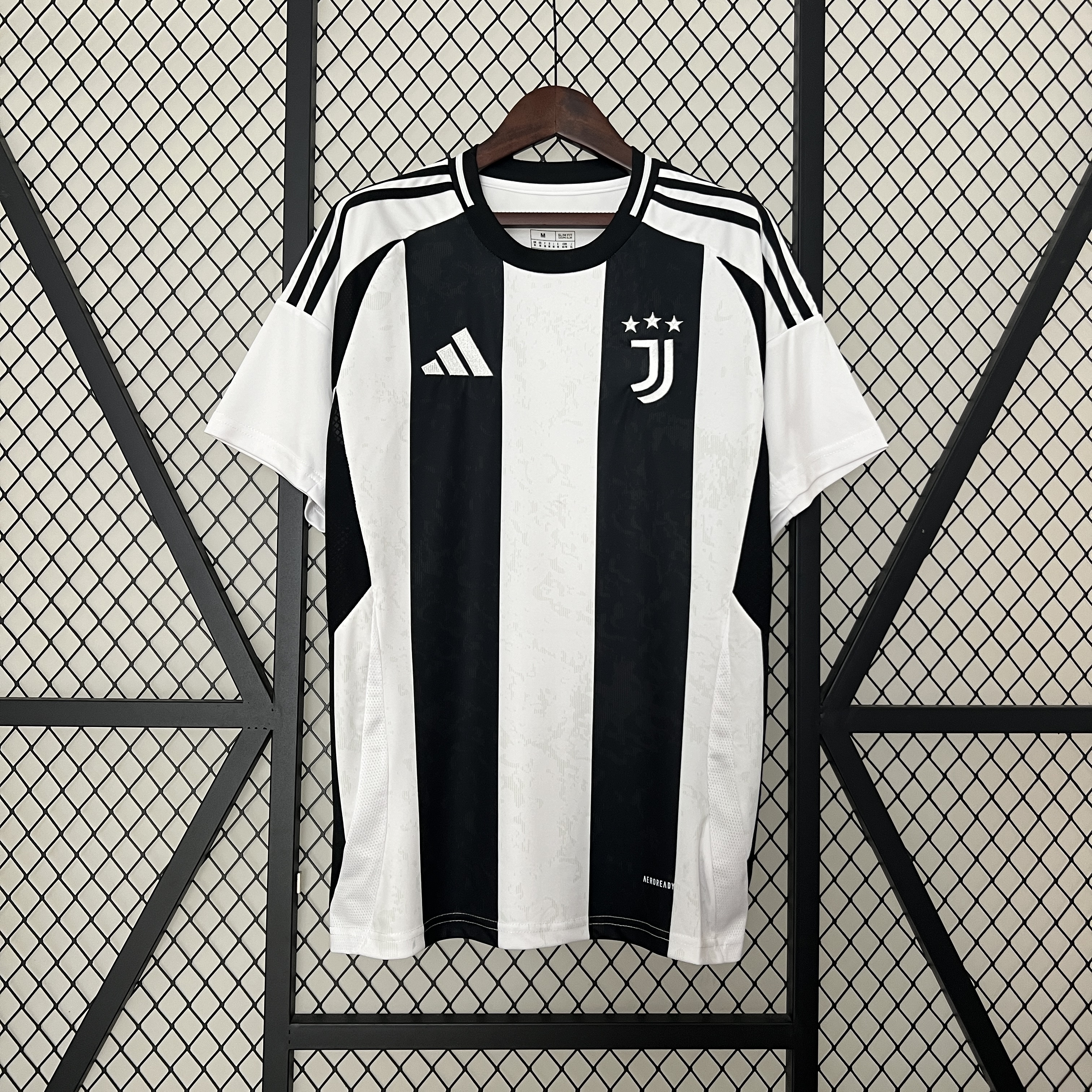 Juventus Home Man Jersey 24/25