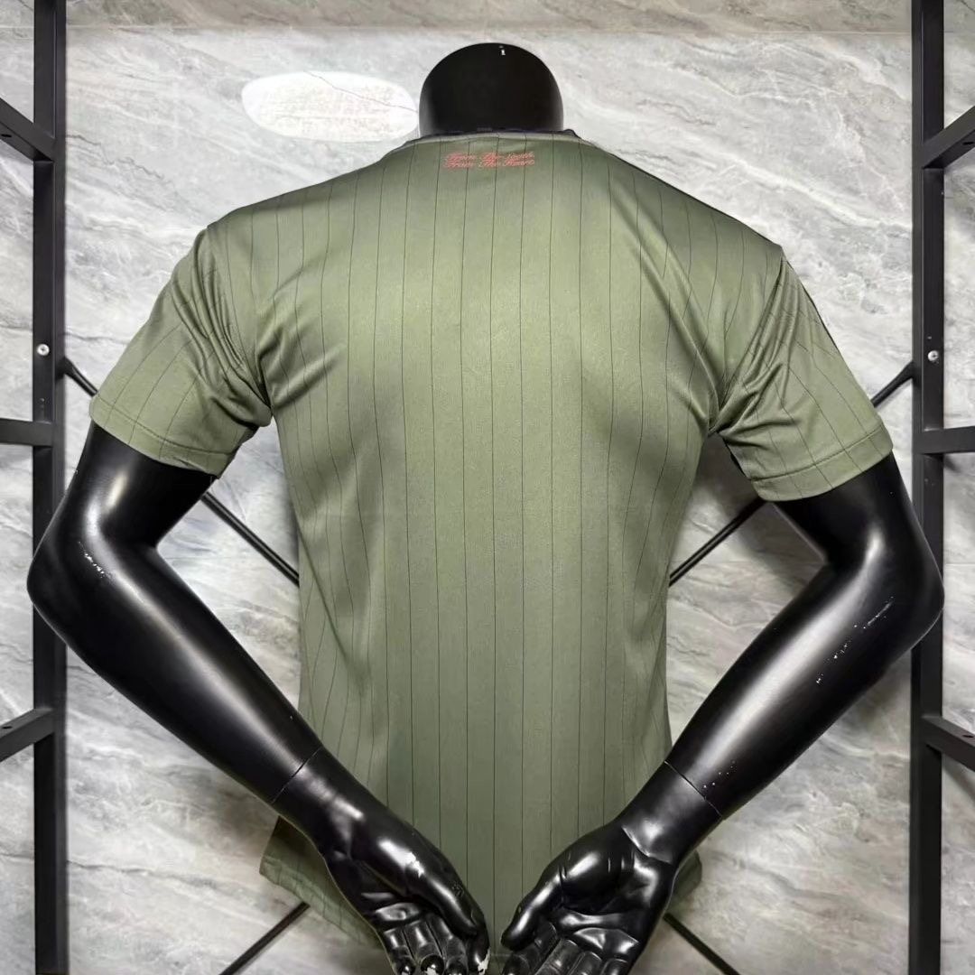 Bayern 25-26 vintage jersey player