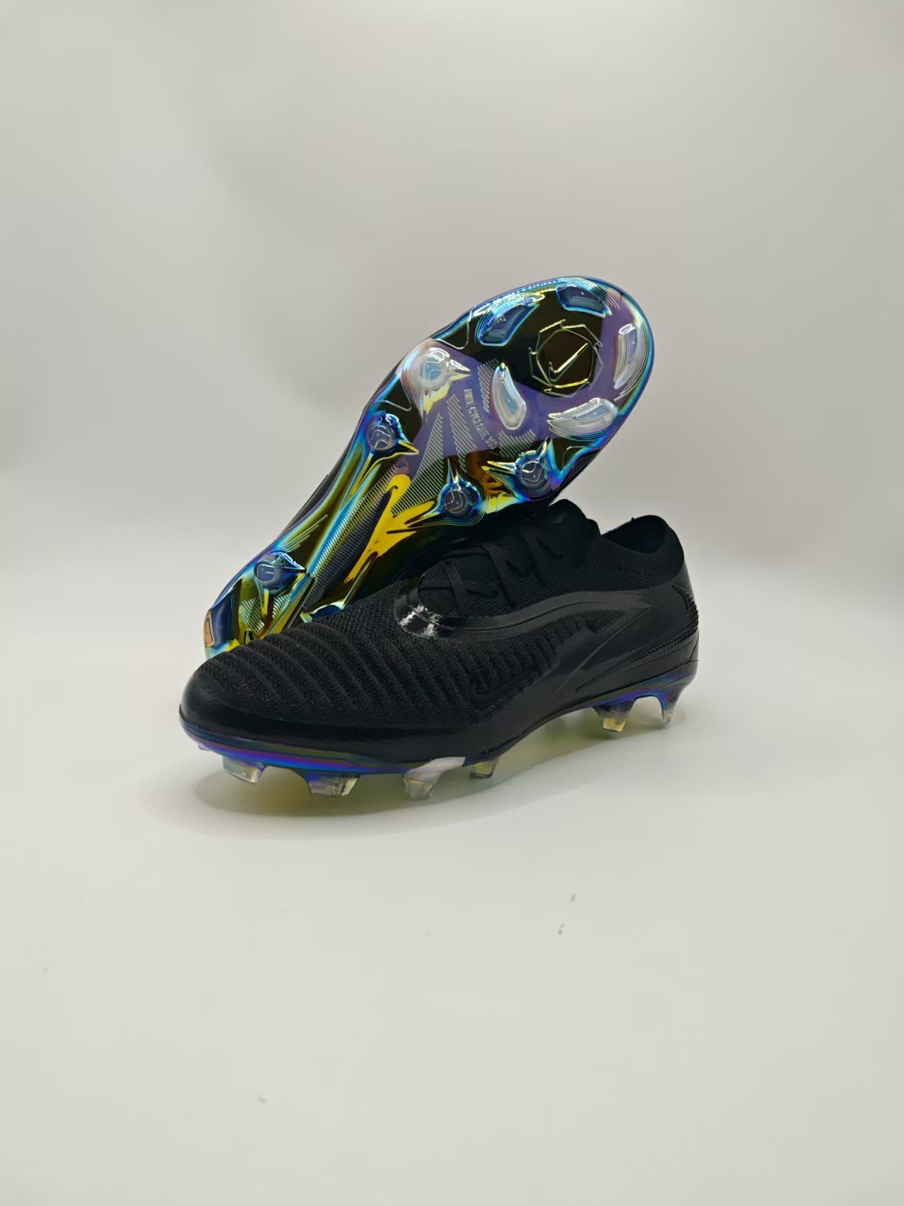 Nike Phantom GX III Low-Top Double-Layer Waterproof Fish Thread Full Knit FG Soccer Cleats