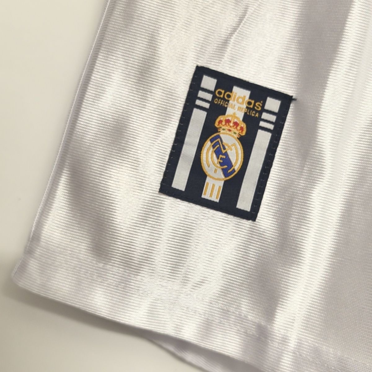 Real Madrid Retro Jersey Home Shirt 1998-00