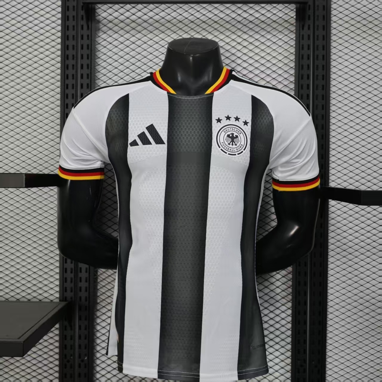 2026 German player version in black and white