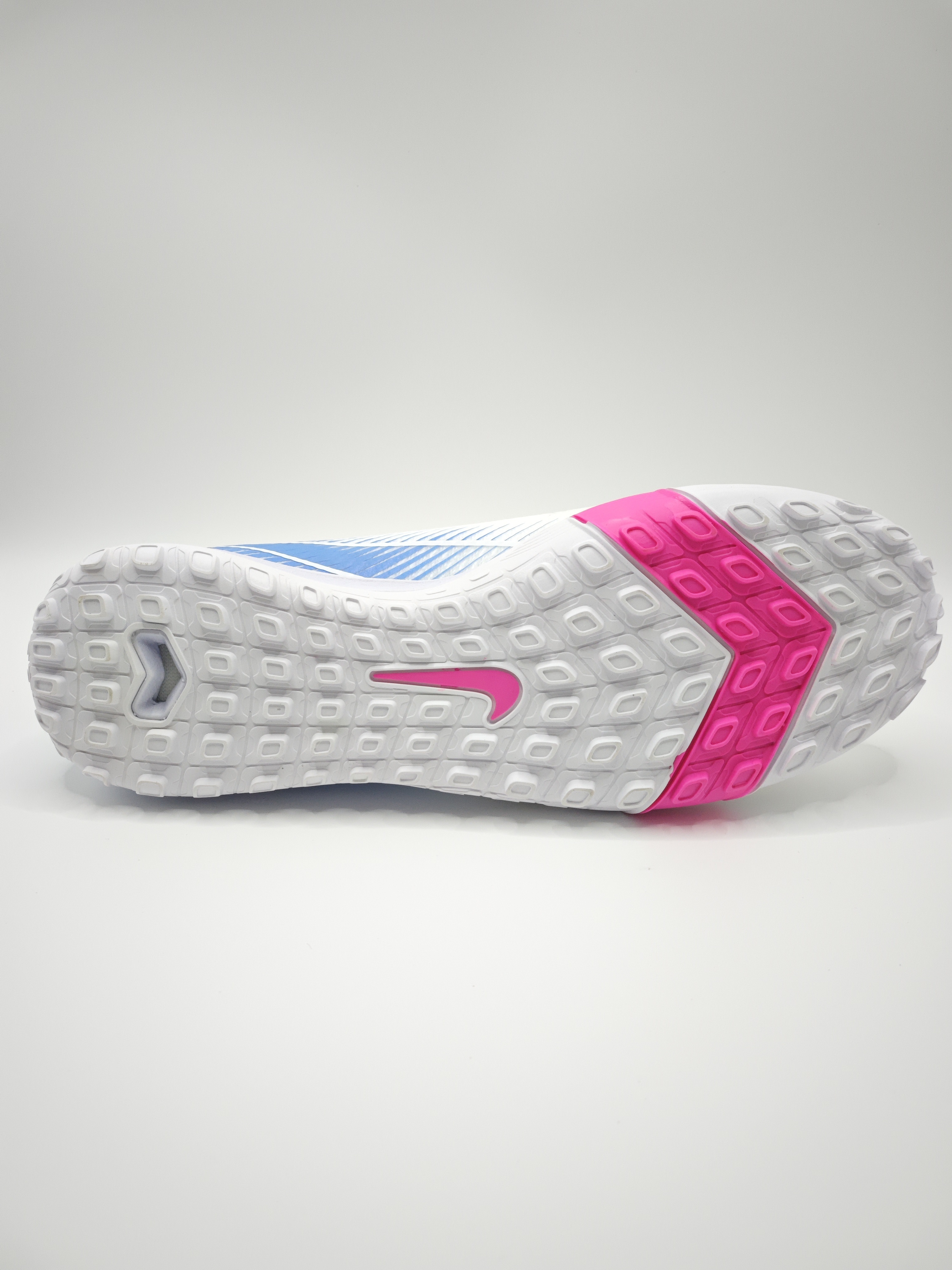 Nike Mercurial 16 High-Top Soccer Cleats: Built-in Full Air Cushion, Waterproof Knit & MD Outsole for Grass Pitches