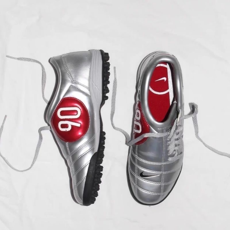 Nike Total 90 III TF – Metallic Silver Red Retro Turf Football Boots
