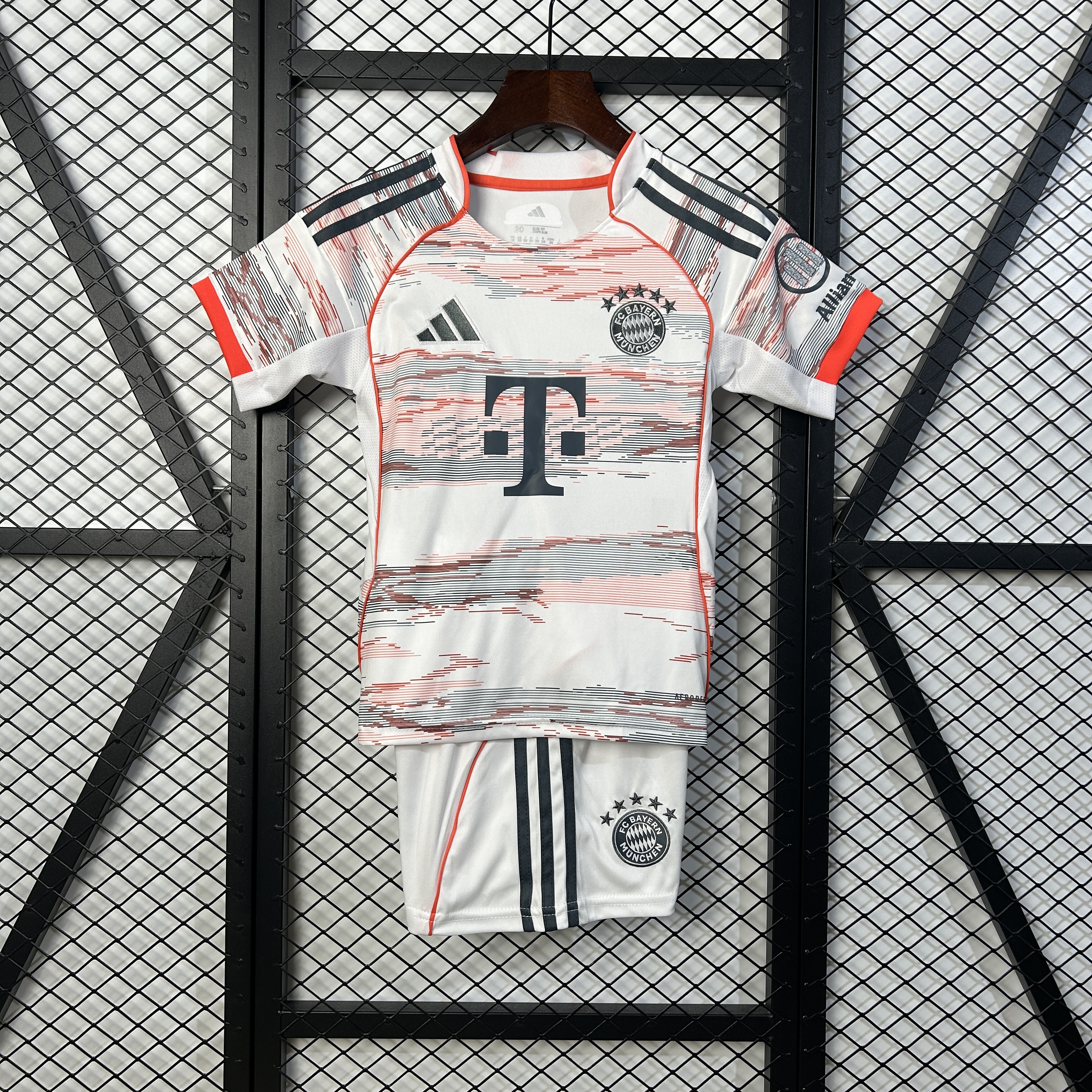 Bayern Munich Away Kids Suit 25/26