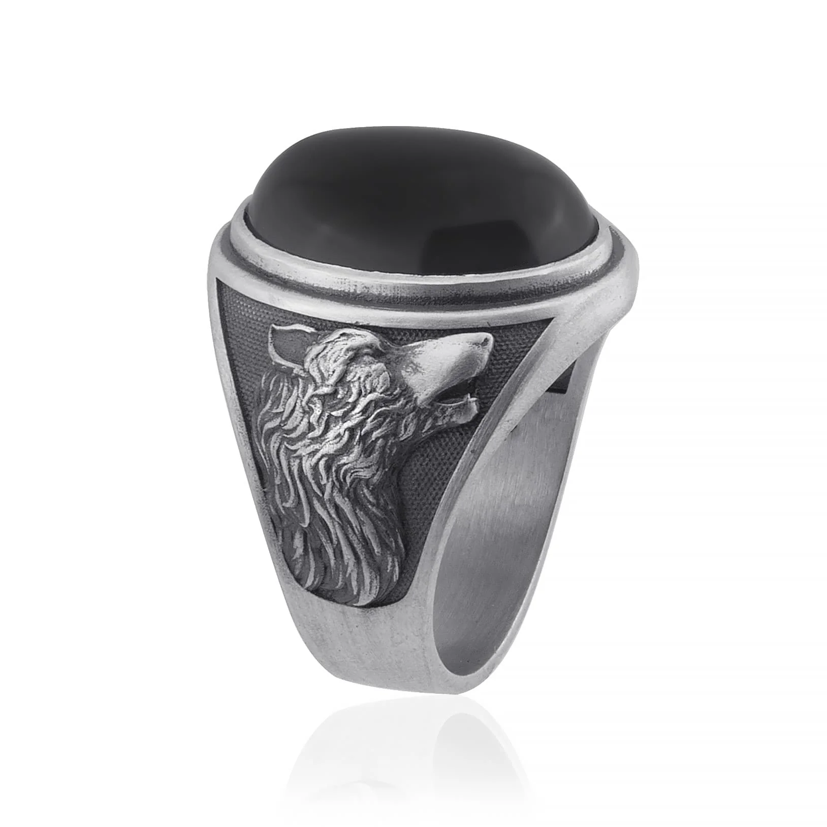 Noble Wolf Onyx Ring