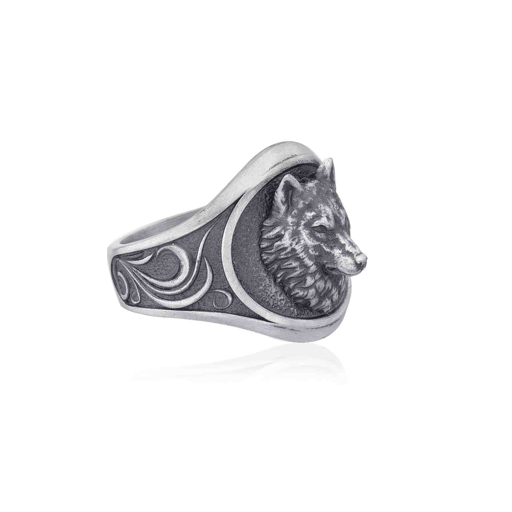 Wolf Ring