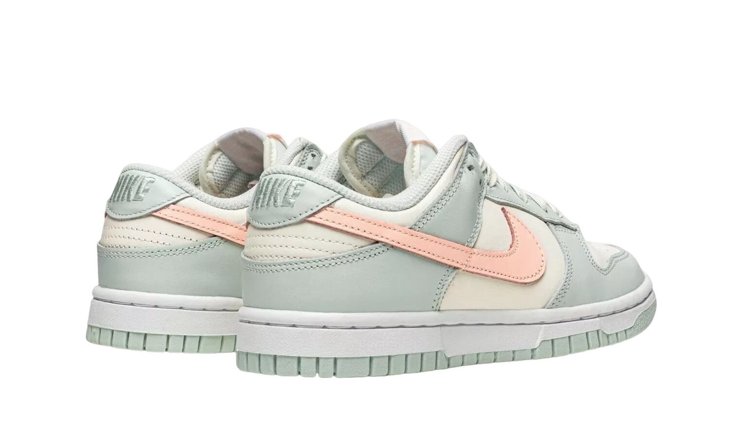 NIKE DUNK LOW WMNS Barely Green