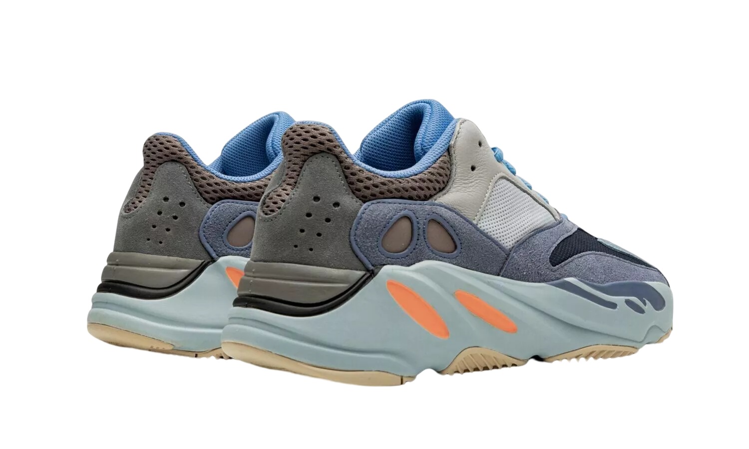 YEEZY BOOST 700 Carbon Blue