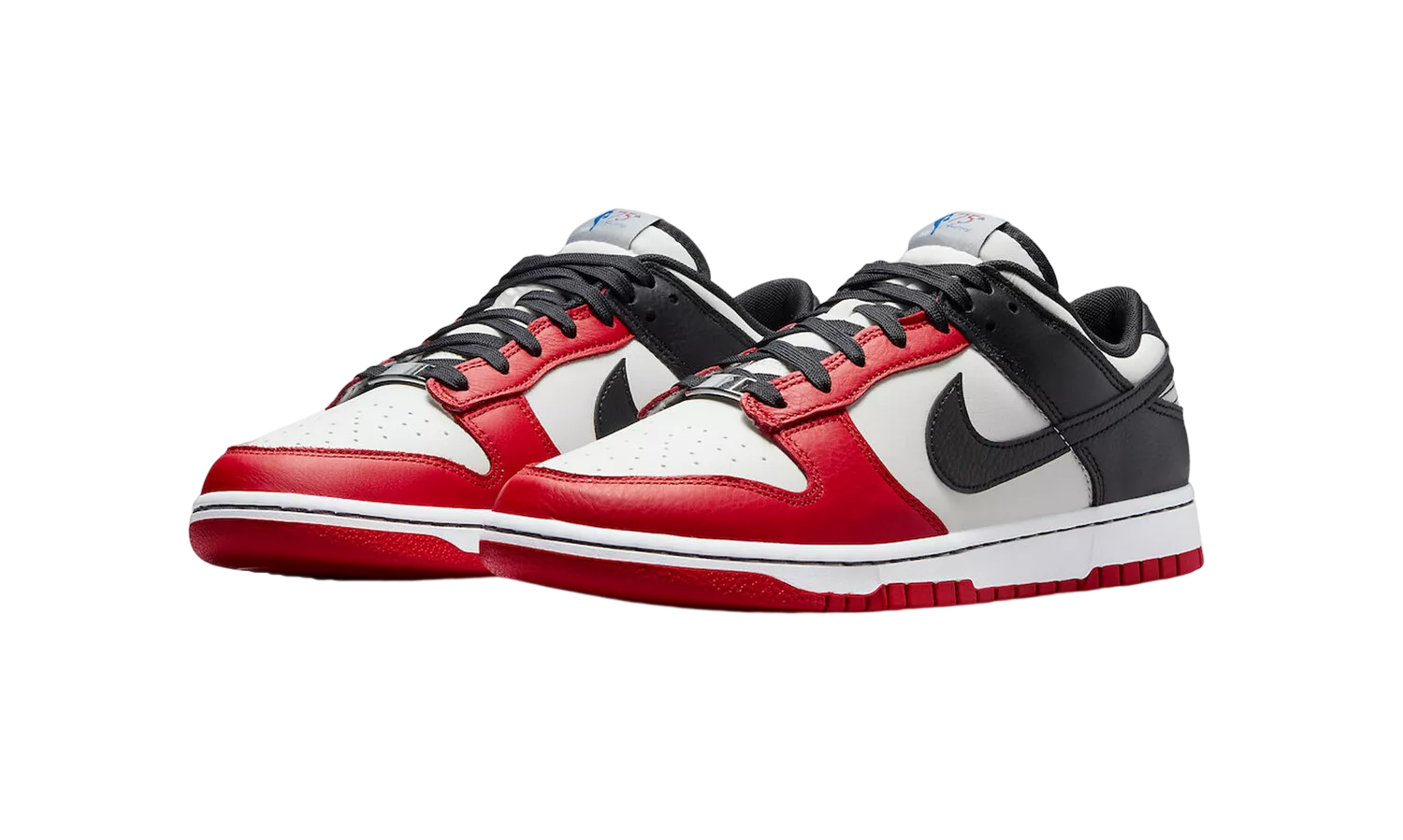 Nike Dunk Low EMB Chicago