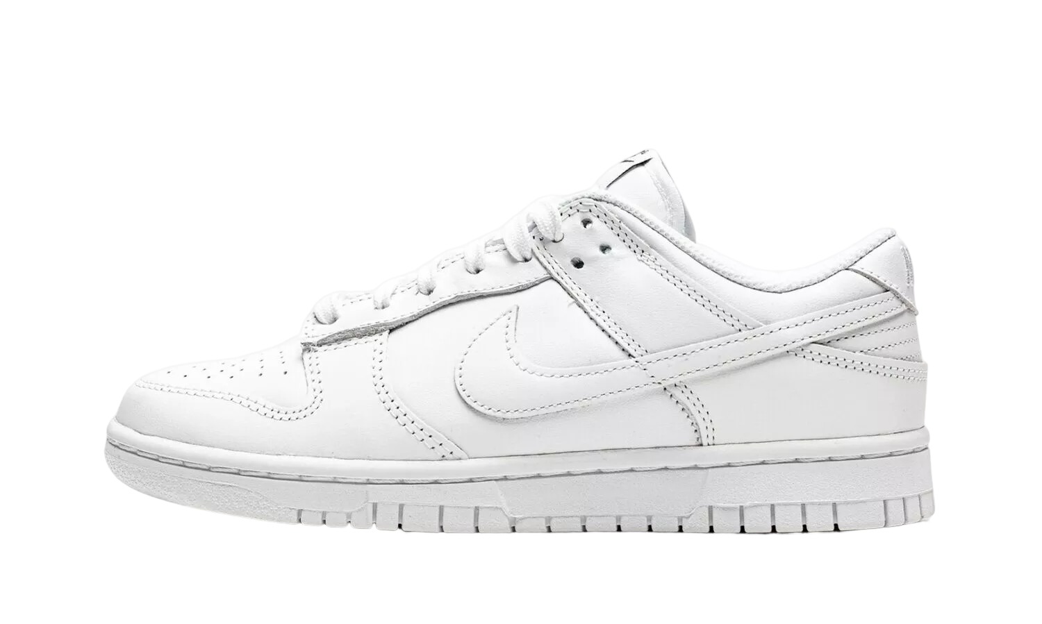 NIKE WMNS DUNK LOW Triple White
