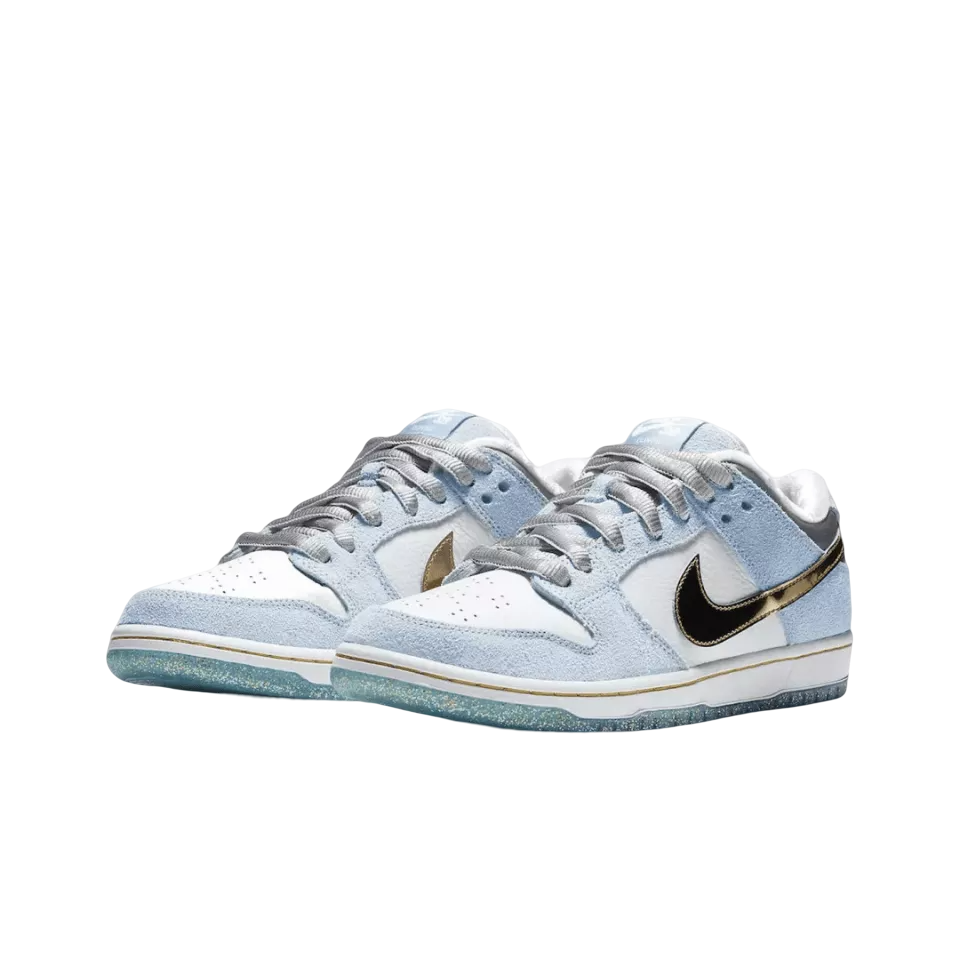 NIKE SB DUNK LOW Sean Cliver  Holiday Special