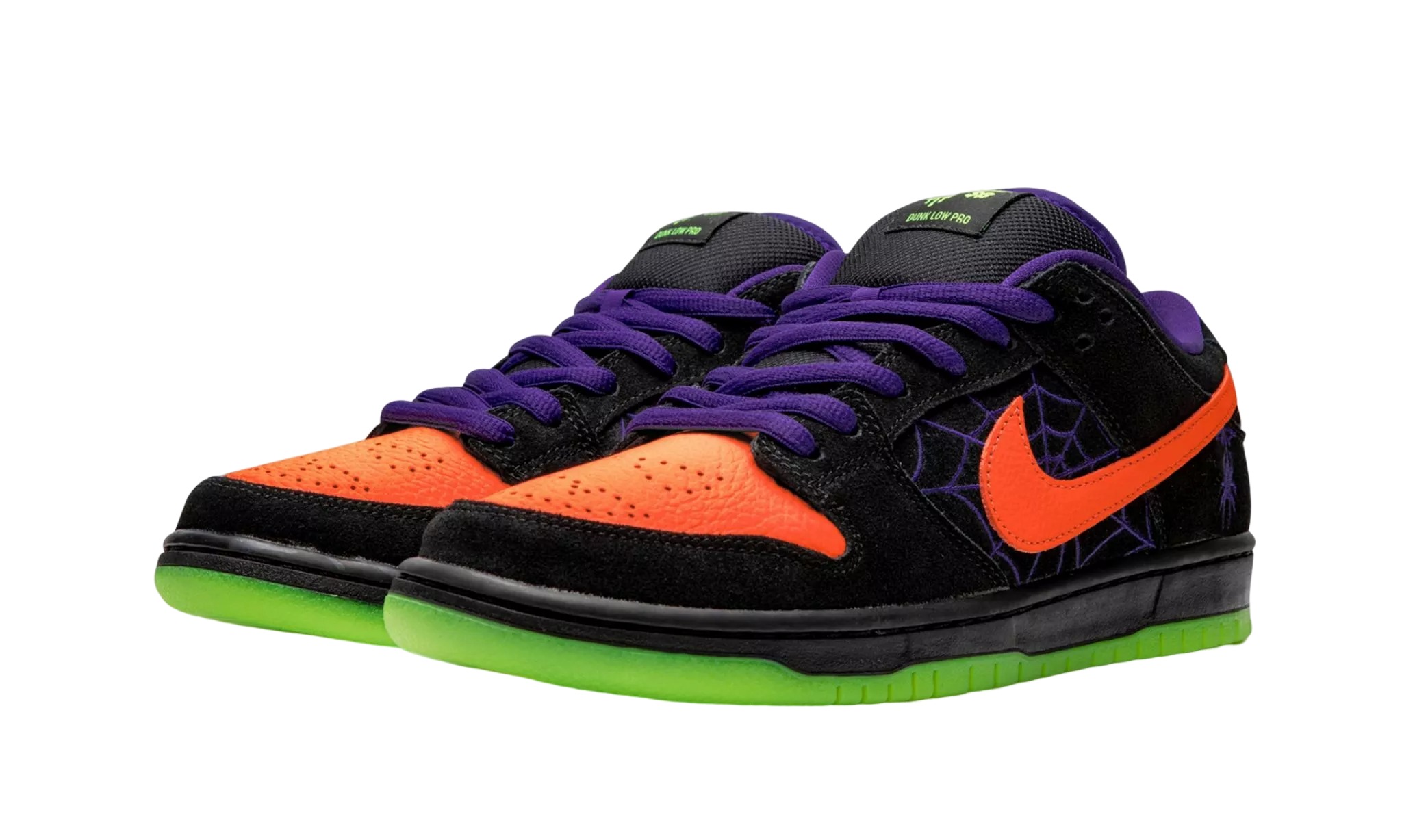 NIKE SB DUNK LOW Night of Mischief