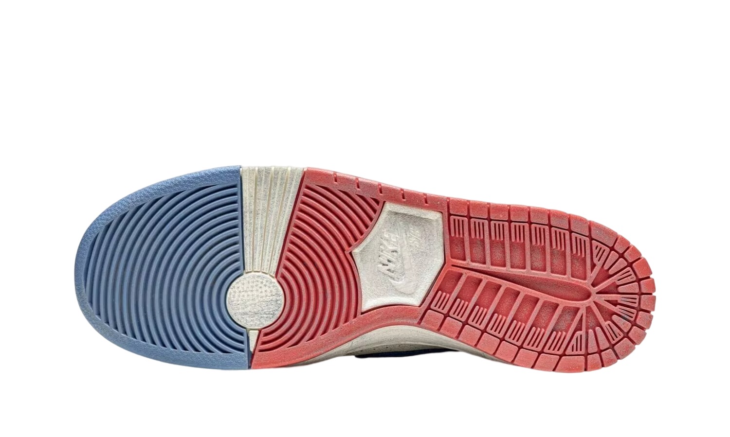 NIKE SB DUNK HIGH Ishod Wair x Magnus Walker