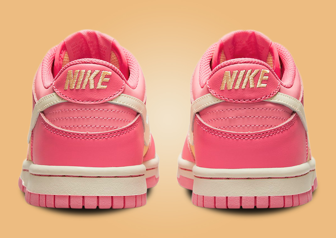 Nike Dunk Low Strawberry Peach