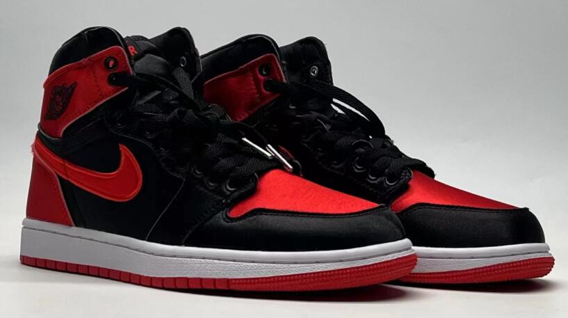 Jordan 1 High OG Satin Bred