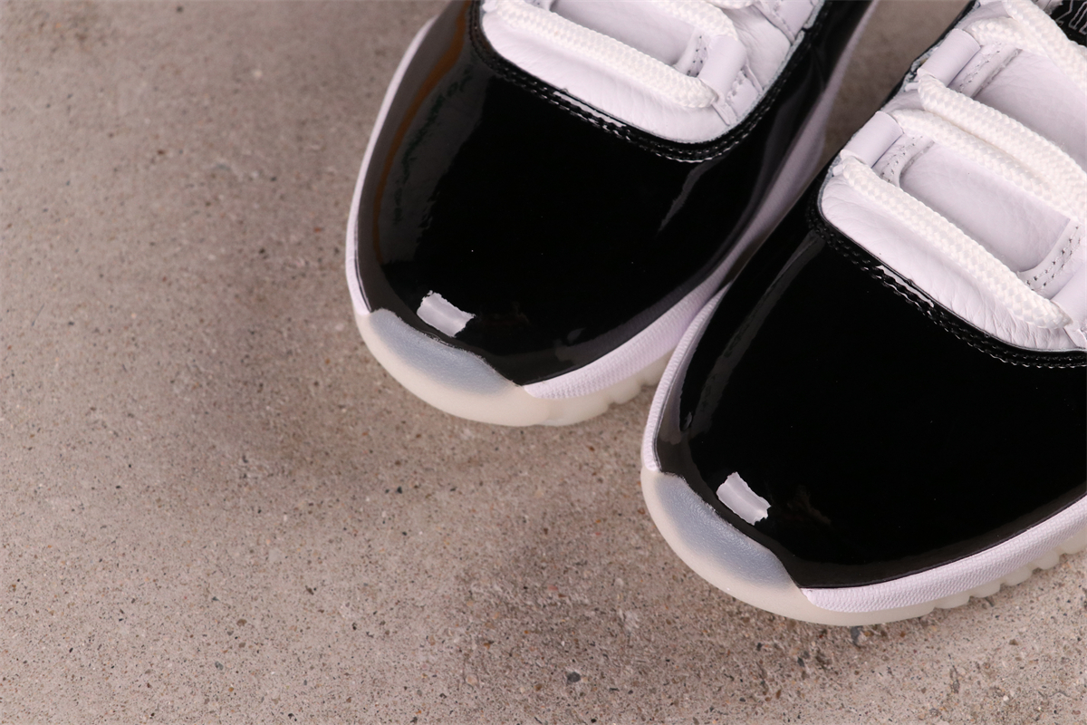 Air Jordan 11 Gratitude