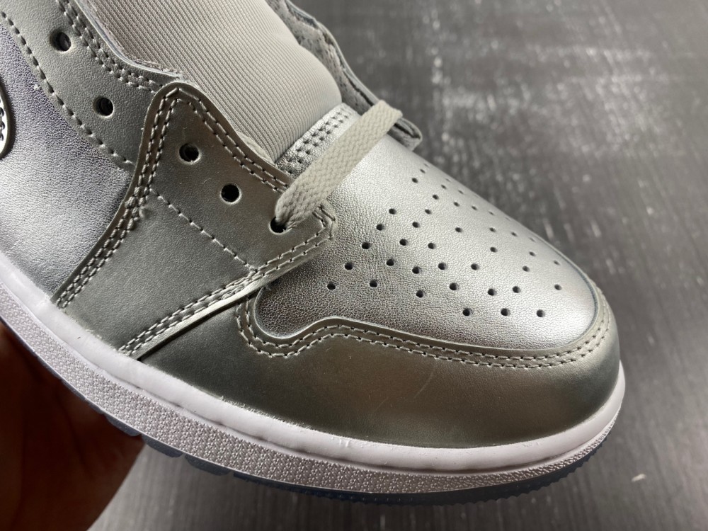 Air Jordan 1 High Golf Gift Giving