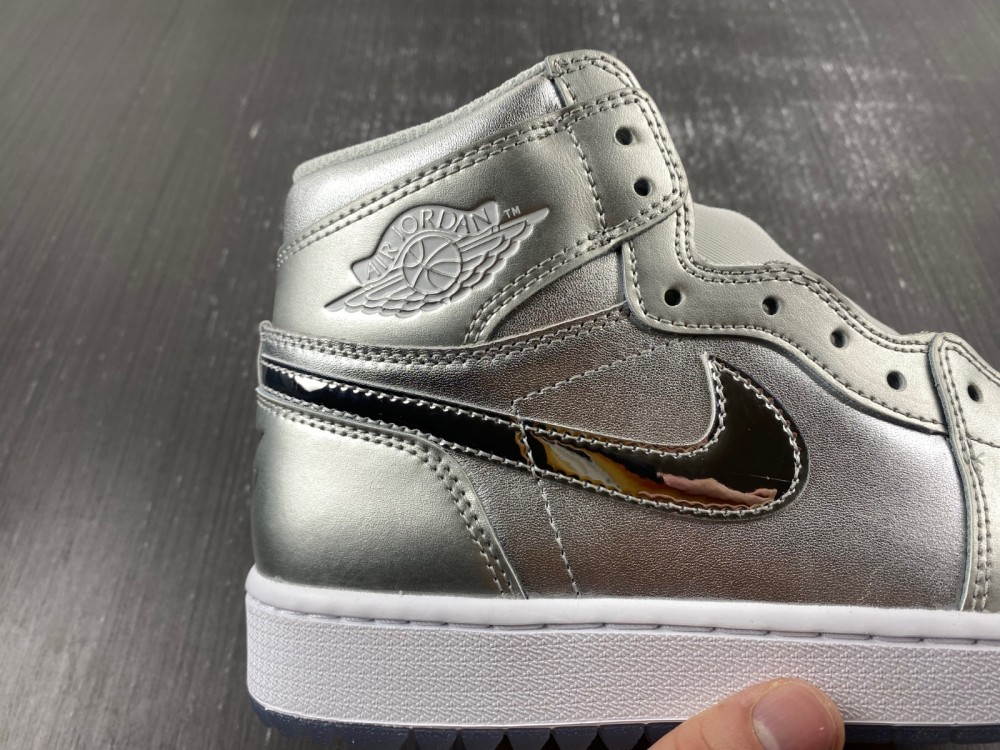 Air Jordan 1 High Golf Gift Giving