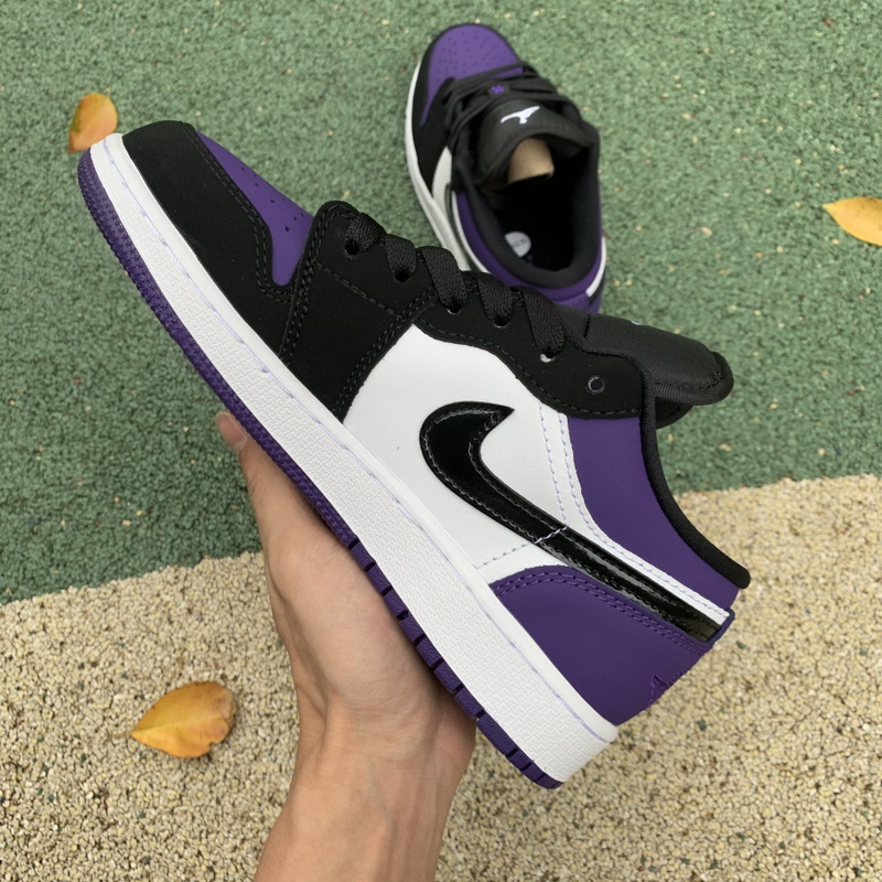 Air Jordan 1 Low shoes Court Purple