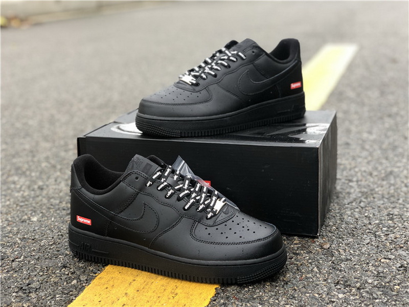 Supreme x Nike Air Force 1 Low