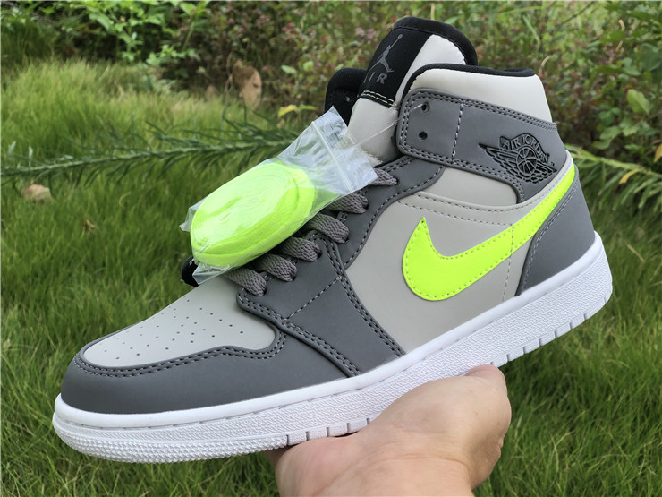 Air Jordan 1 Mid Grey Yellow
