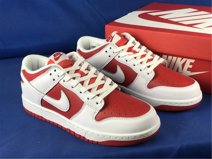 Nike Dunk Low University Red (2021)