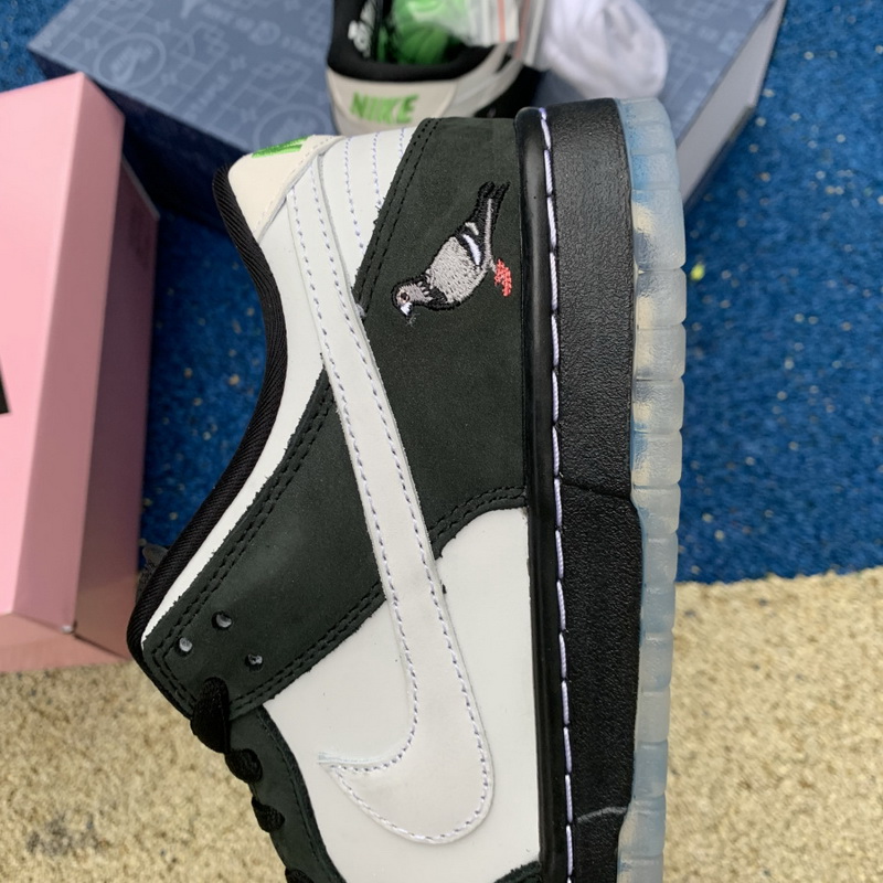 Nike SB Dunk Low “Panda Pigeon”