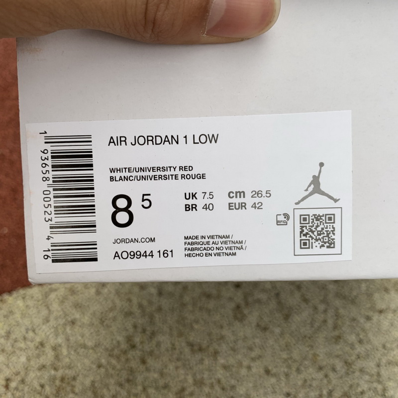 Air Jordan 1 Low shoes